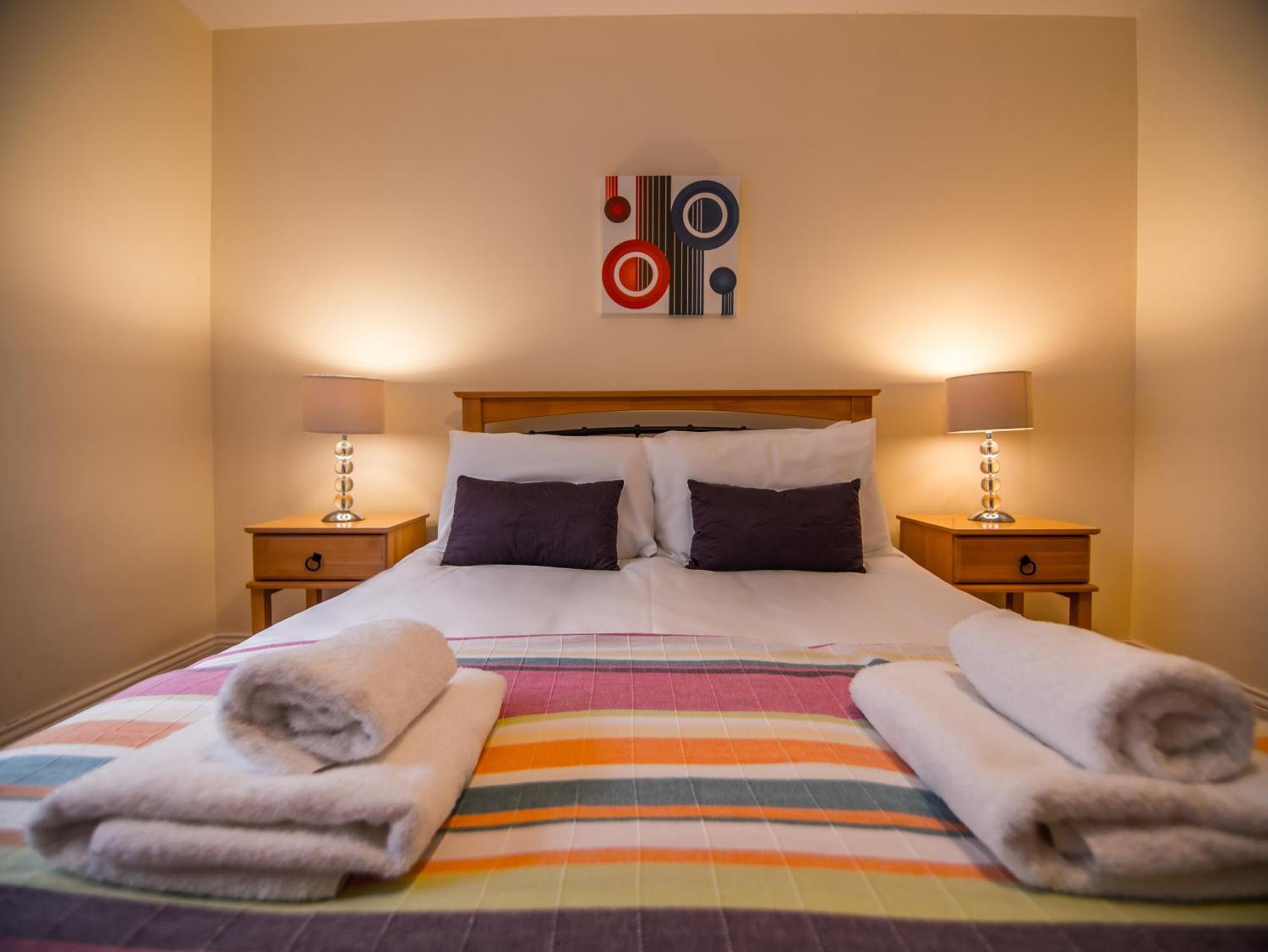 Donegan Court Aparthotel Galway Ngoại thất bức ảnh