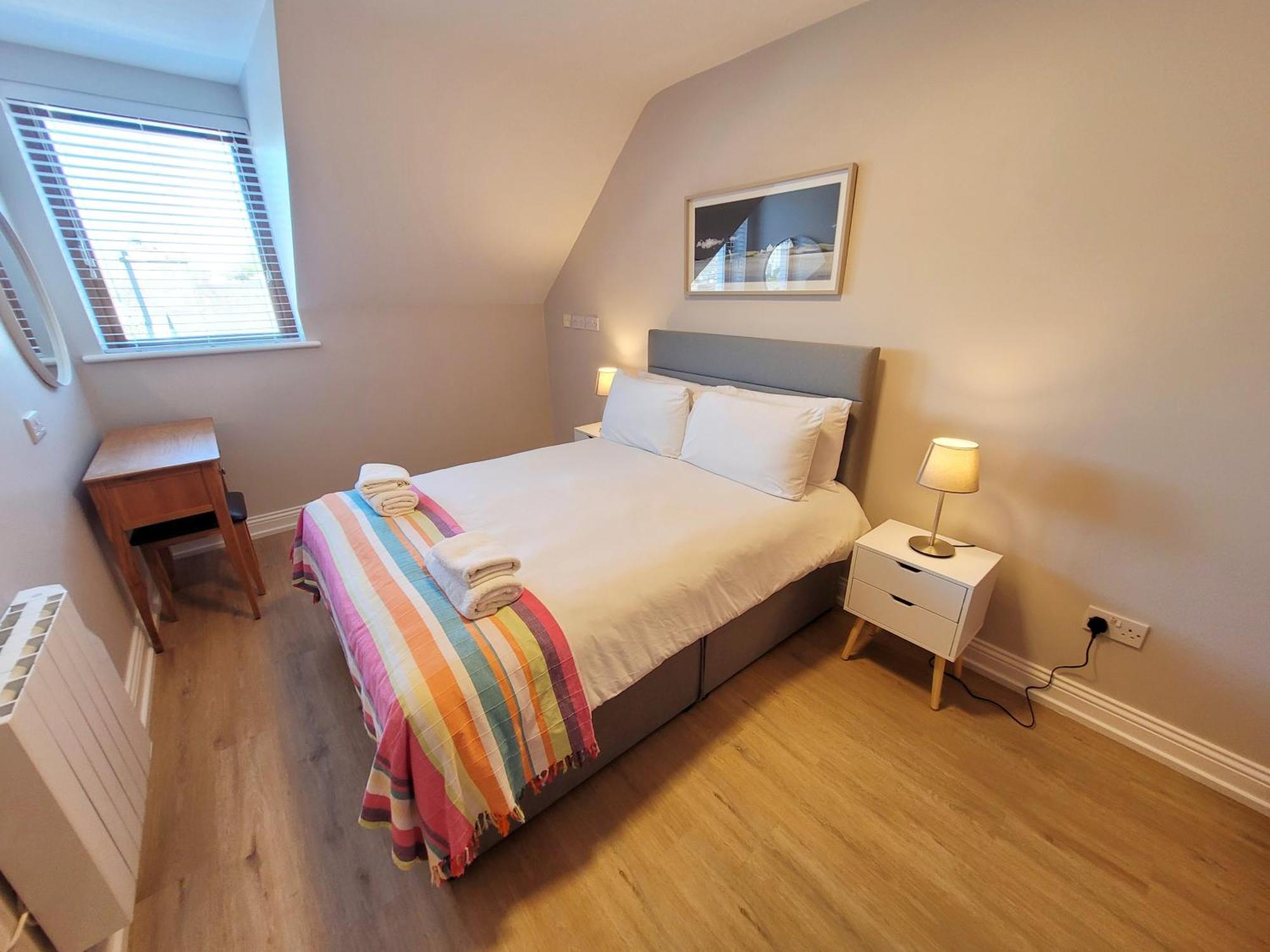 Donegan Court Aparthotel Galway Ngoại thất bức ảnh
