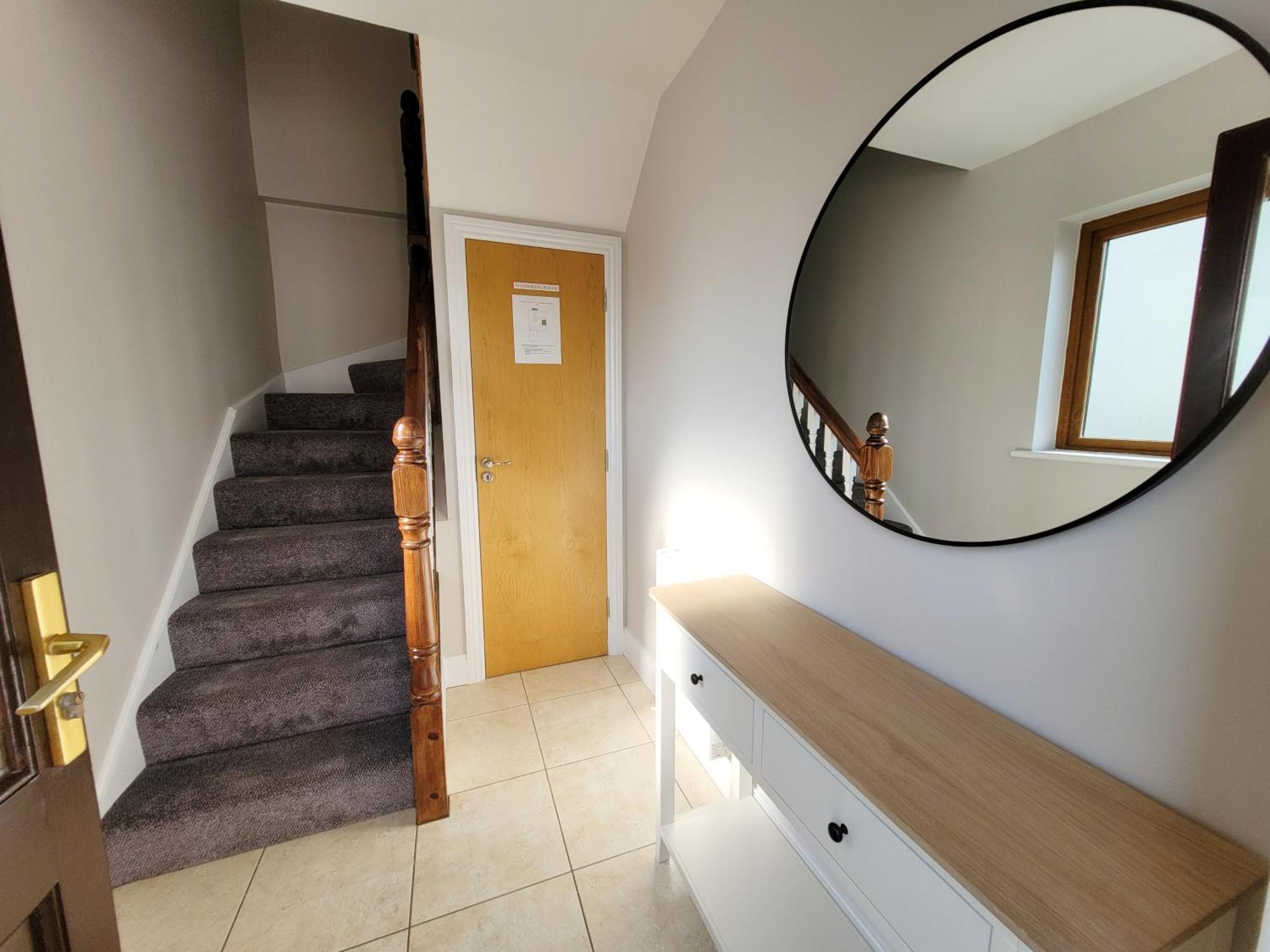 Donegan Court Aparthotel Galway Ngoại thất bức ảnh