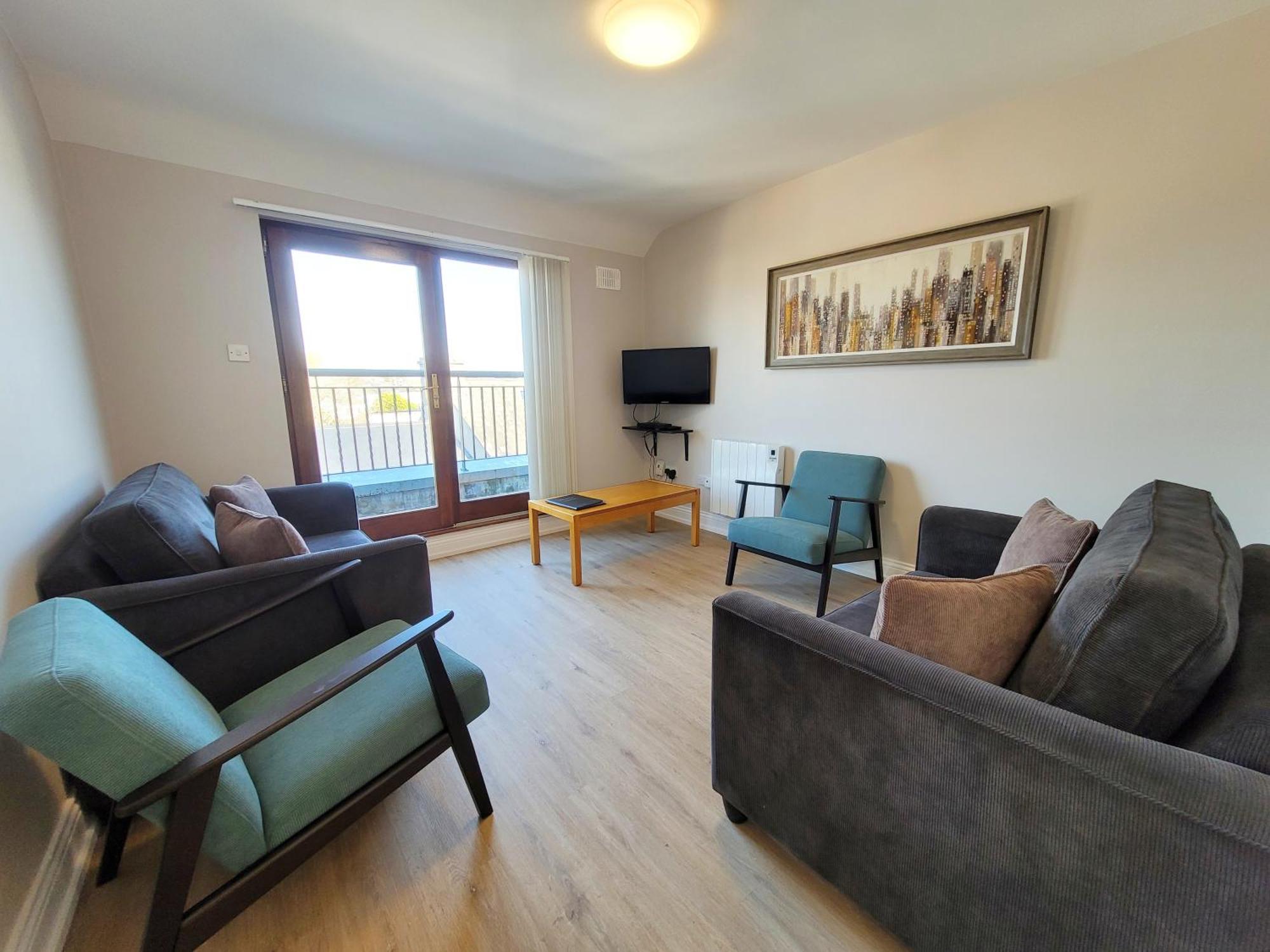 Donegan Court Aparthotel Galway Ngoại thất bức ảnh