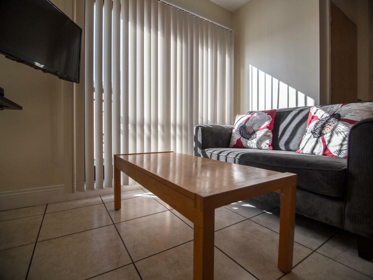 Donegan Court Aparthotel Galway Ngoại thất bức ảnh