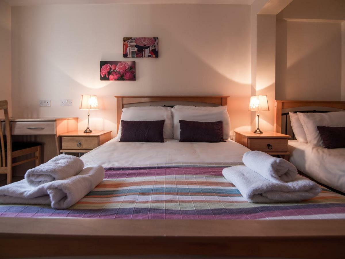 Donegan Court Aparthotel Galway Ngoại thất bức ảnh