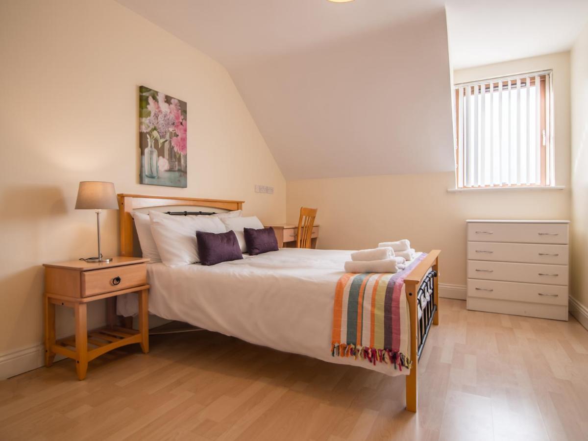 Donegan Court Aparthotel Galway Ngoại thất bức ảnh