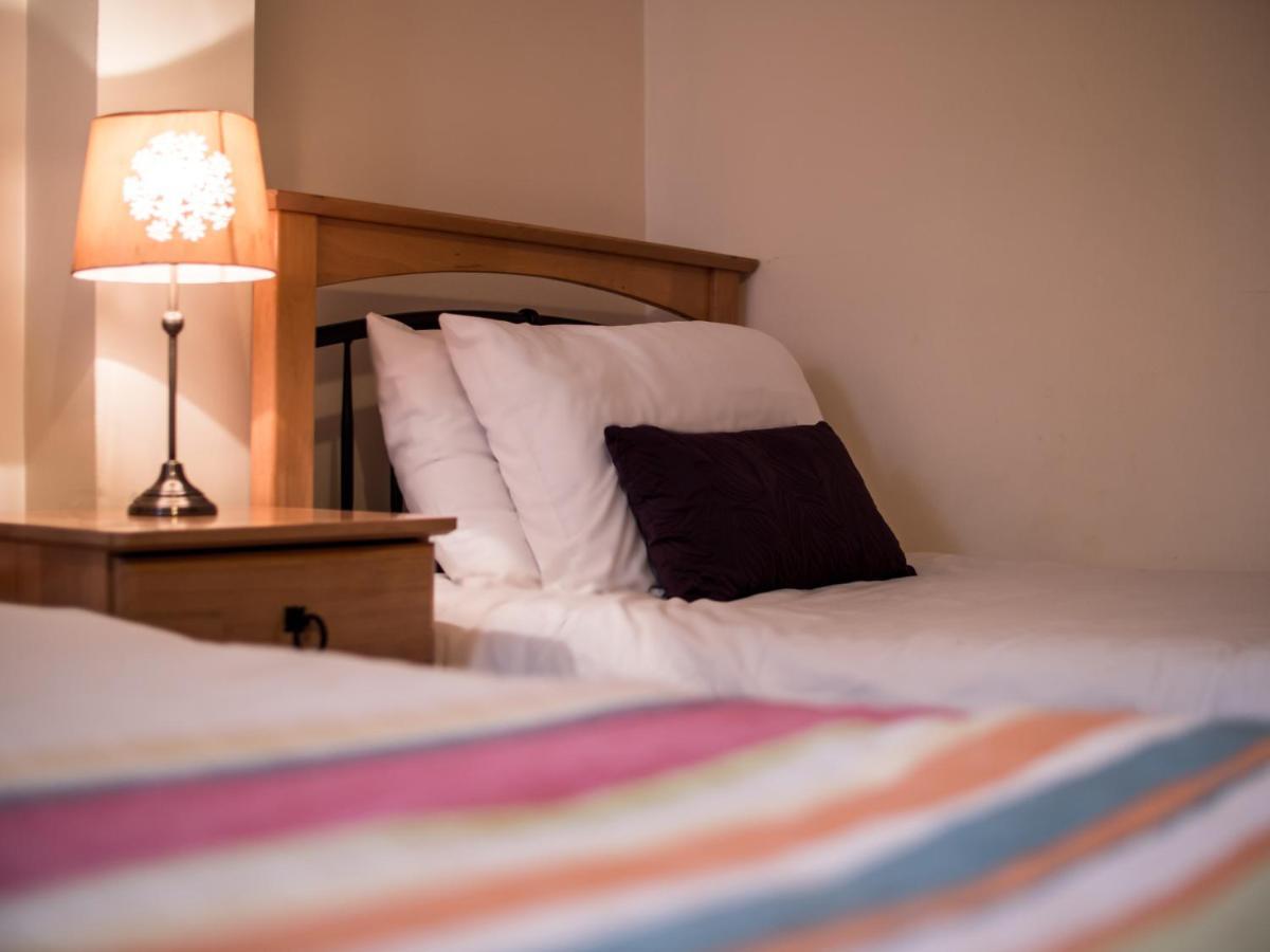 Donegan Court Aparthotel Galway Ngoại thất bức ảnh